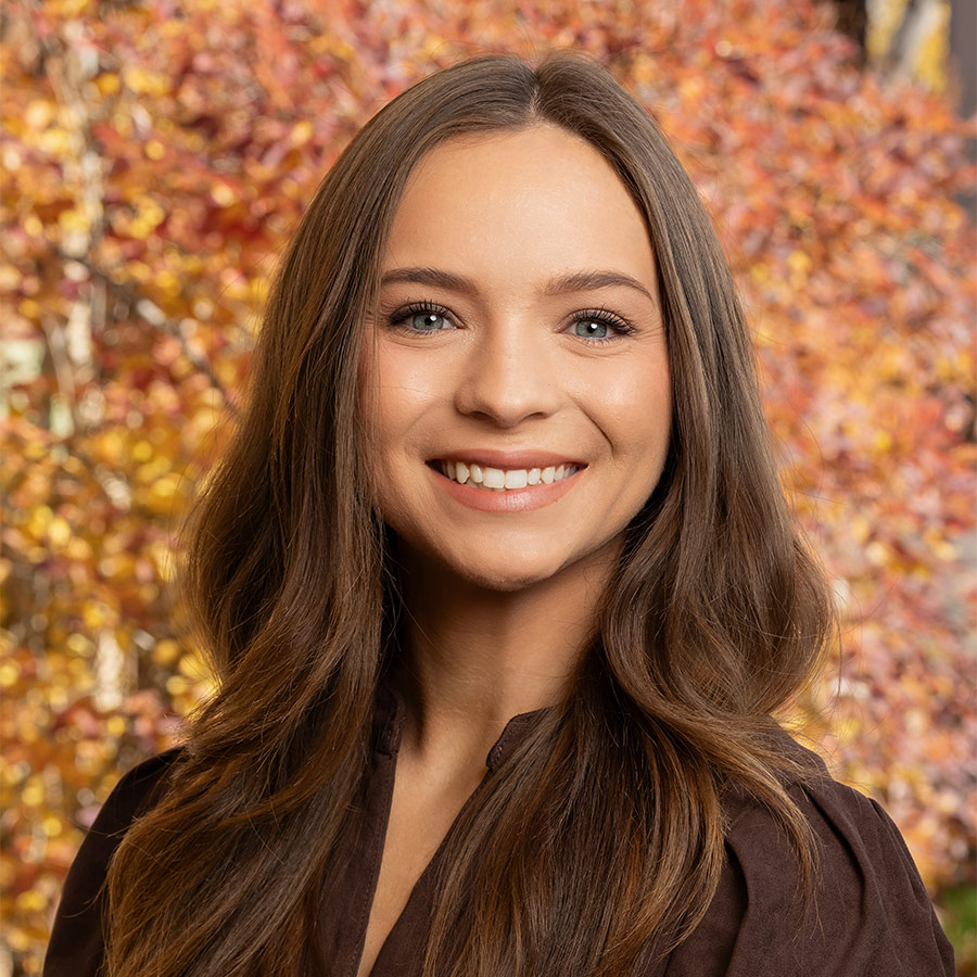 TSWK - Macey Groener portrait